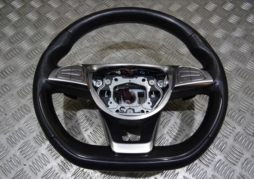 фото №1, Mercedes s klasa w222 w217 воздуховод кожа