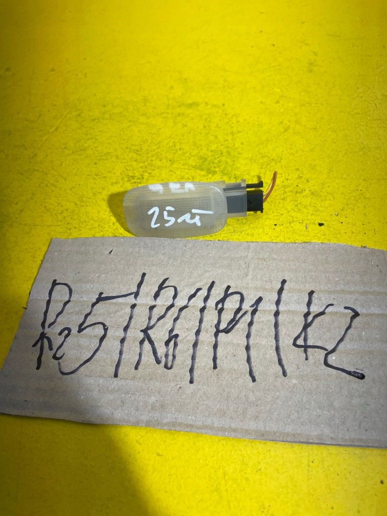 Mercedes ml350 лампа с Разборки