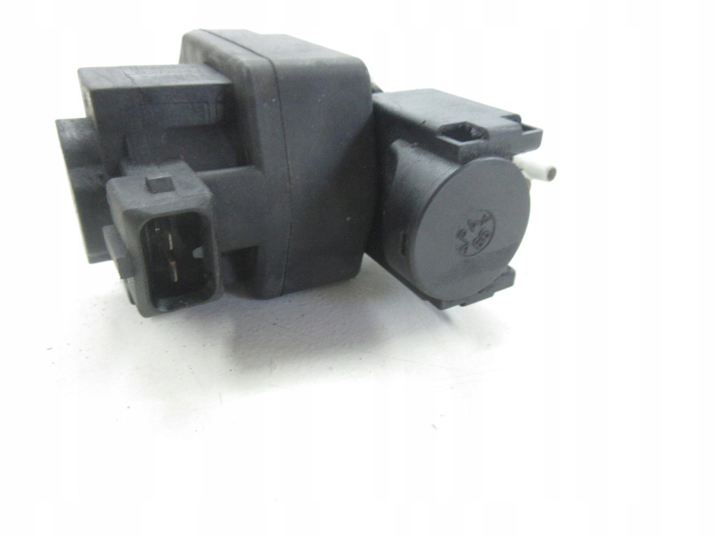 фото №3, Renault grand scenic ii 1.9 dci f9q812 клапан вакууму