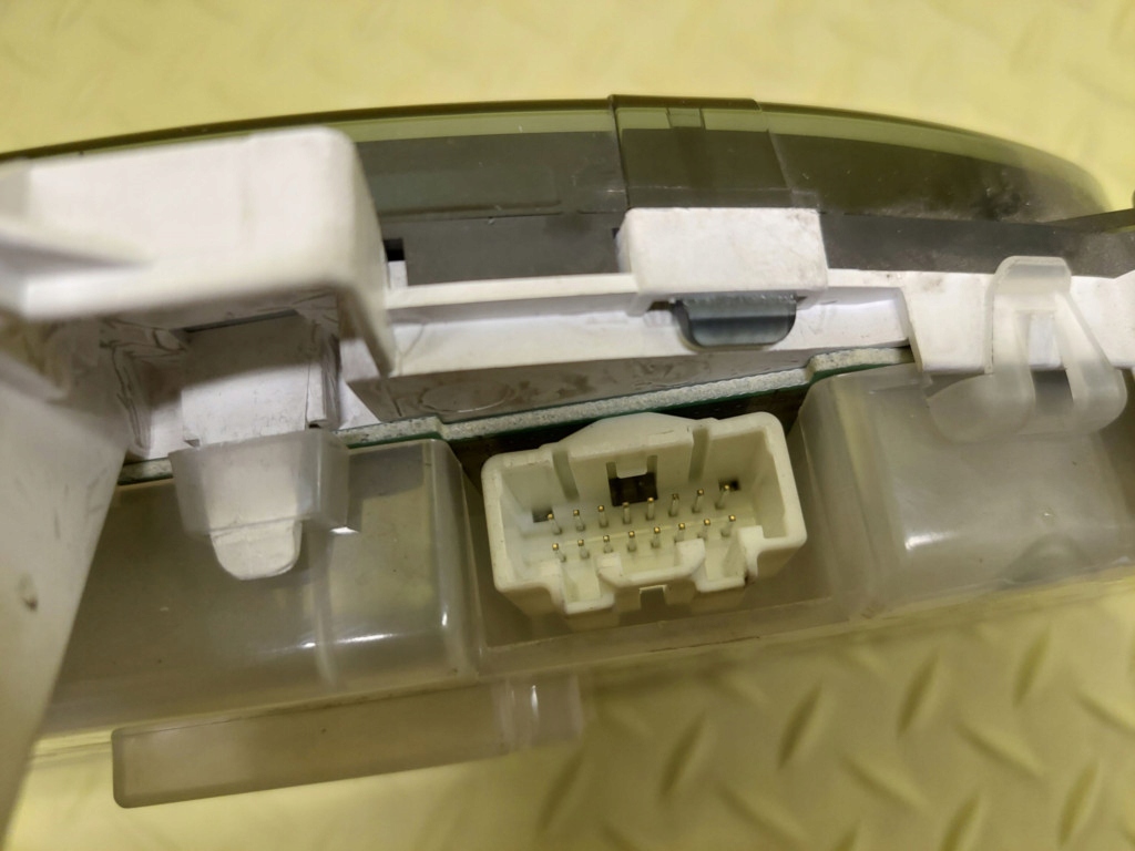 фото №6, Mazda 5 2.3 счетчик приборы c23555430