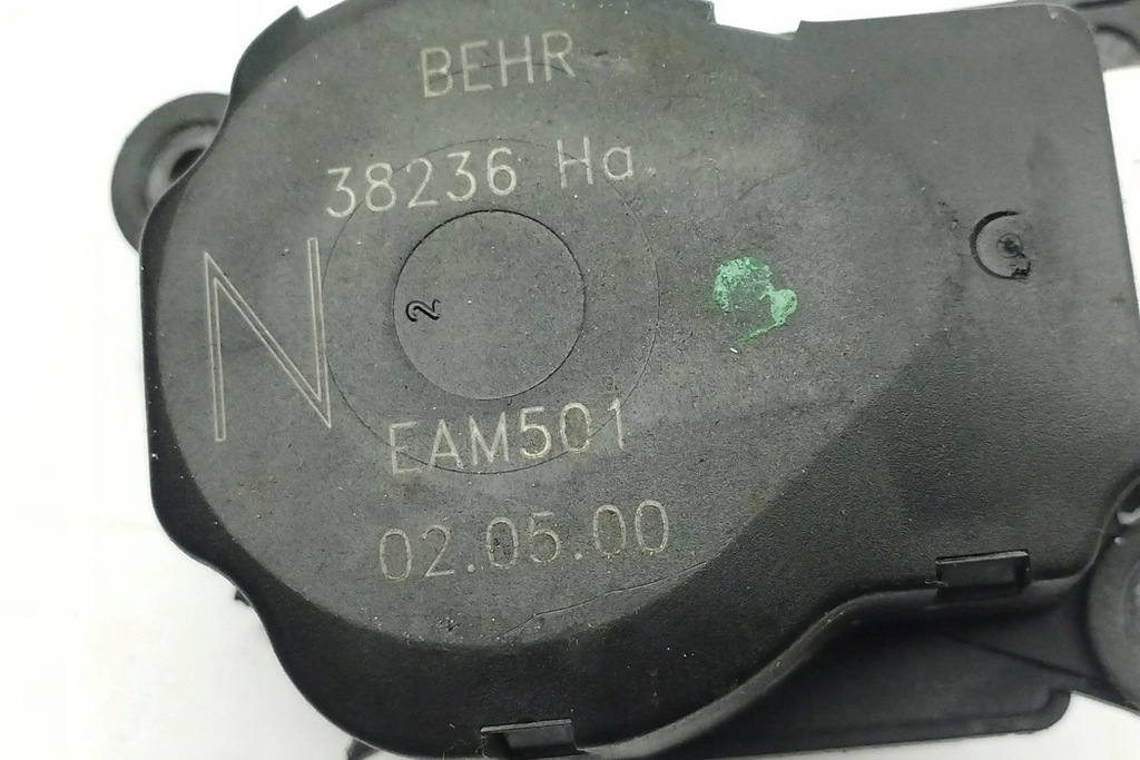 фото №11, Клапани керуючий обігрівачі mercedes-benz s w220 38236ha 3.2l дизель