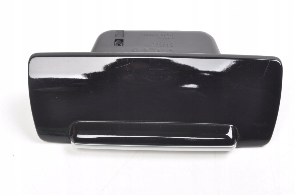 Купить Volvo xc40 бардачок пепельница панели приборной панели перед