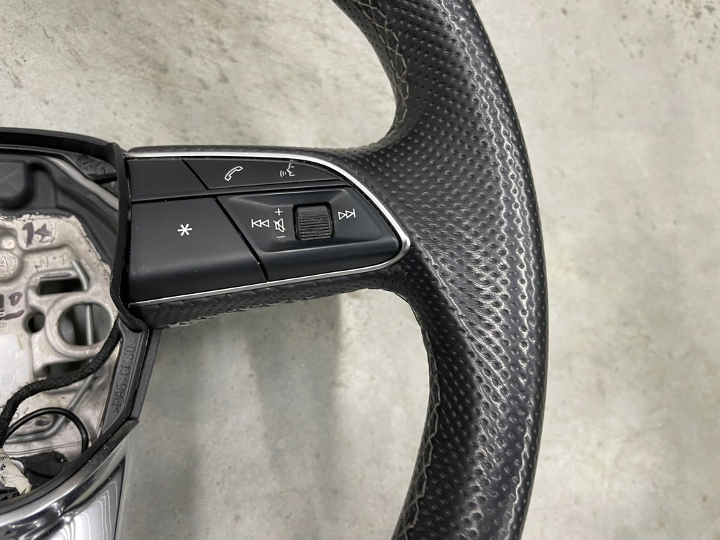 фото №8, Воздуховод a3 8y s-line s3 8y оригинал лепестки переключения перфорированная