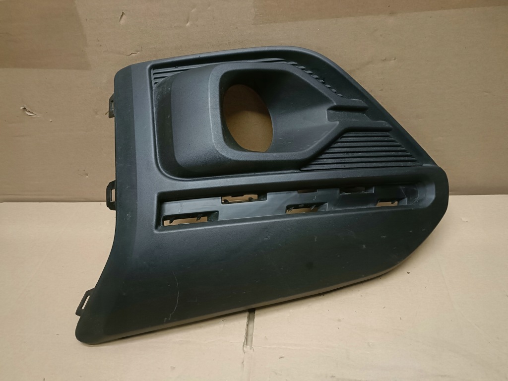 фото №1, Dacia sandero ii решётка бампера левая 261a33869r