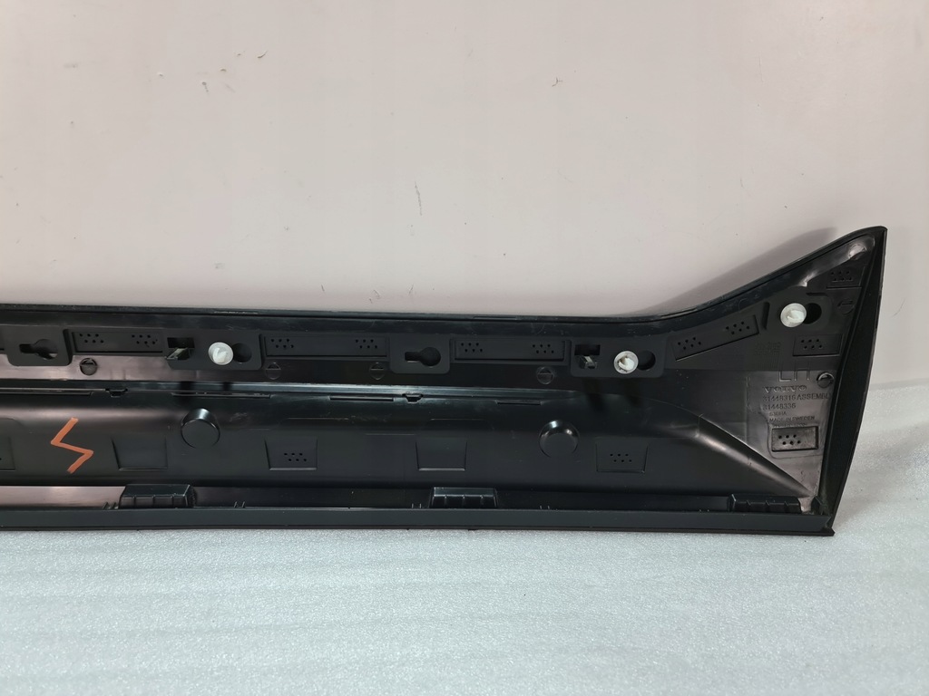 фото №7, Volvo xc40 ii 17-21 молдинг дверь левый перед левая передняя 31448316