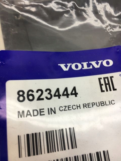 фото №5, Volvo v60 решітка вентиляційна багажника 8623444