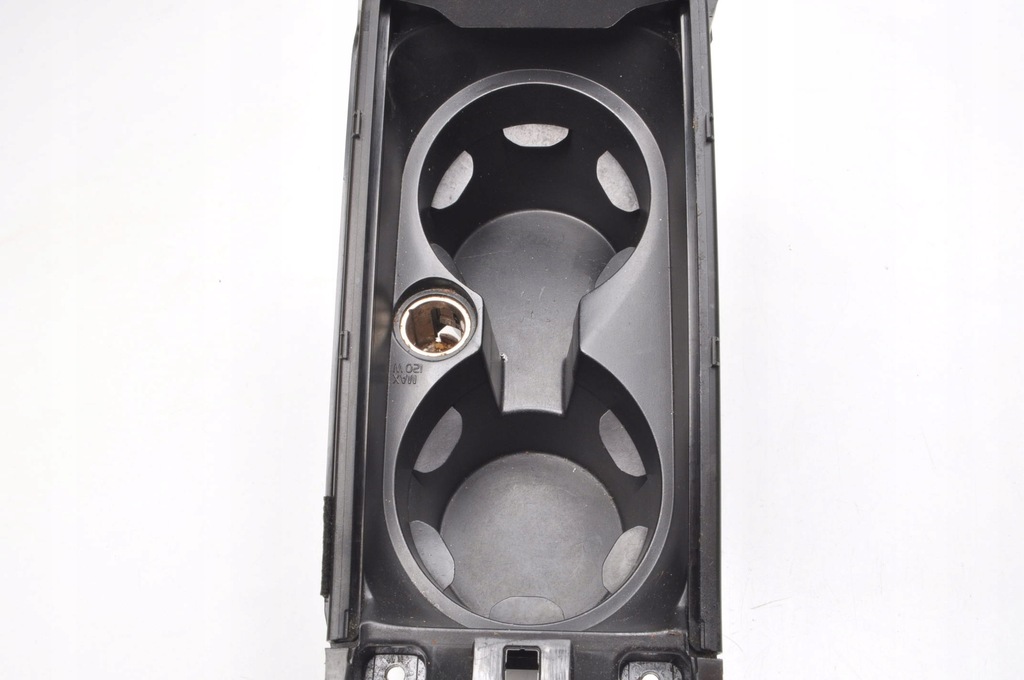 фото №6, Volvo v40 ii кронштейн na кружка 08632779 шторка