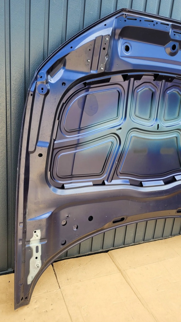 Audi a4 b9 8w 15- капот кришка двигуна fv в Україні