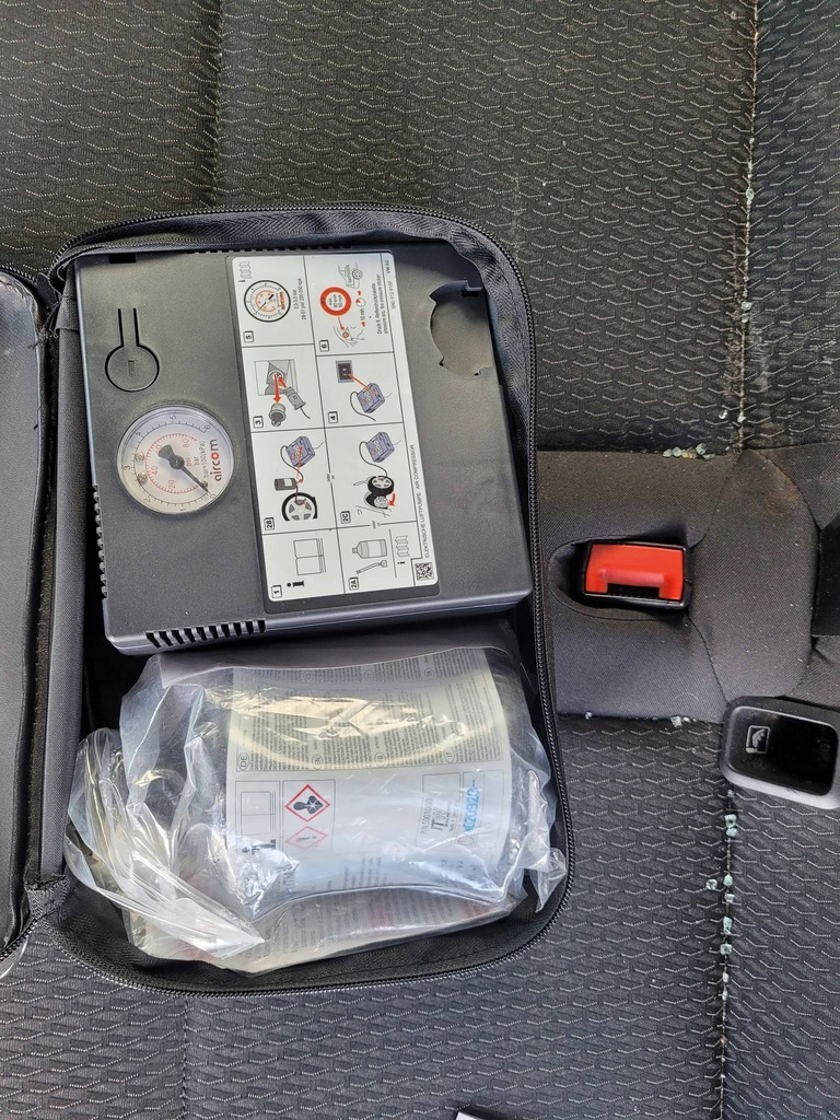 фото №1, Vw caddy iv 2019 набор ремонтный помпа жидкость 2k0601703a