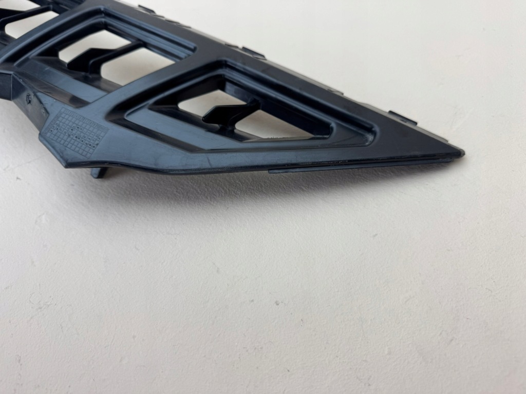 Купить Hyundai i30 3 3 17r- решётка бампера передняя перед 86532-g4500