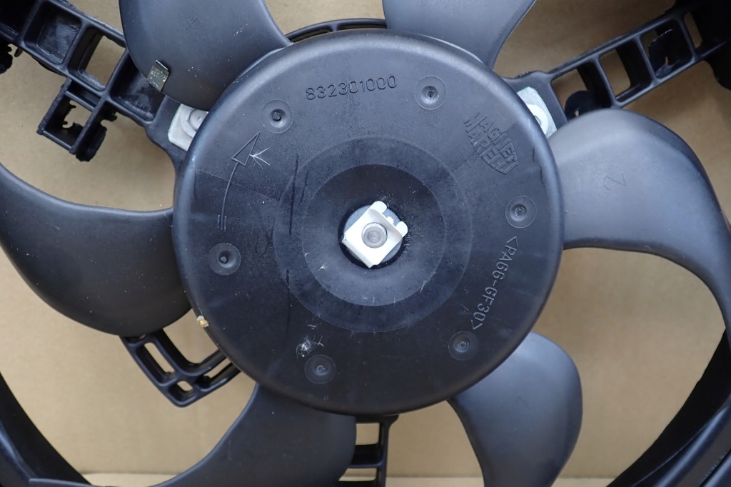 Вентилятор радіатора fiat 1.3 jtd punto ii ypsilon musa idea 51760613 Ціна