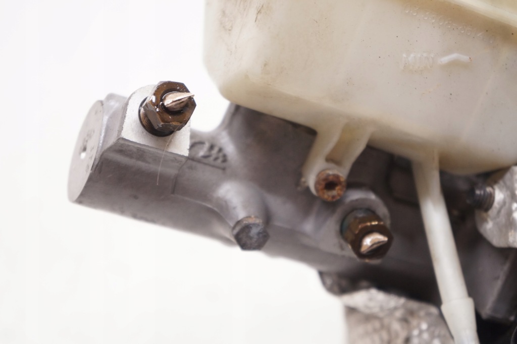 Volvo s60 1 v70 2 xc90 1 xc70 1 підсилювач гальм гальмівні гальма 30793681 в Україні