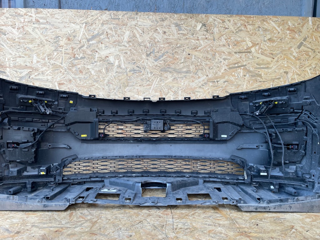 Range rover sport iii l461 бампер перед 6 pdc камера лак eiger grey Недорого