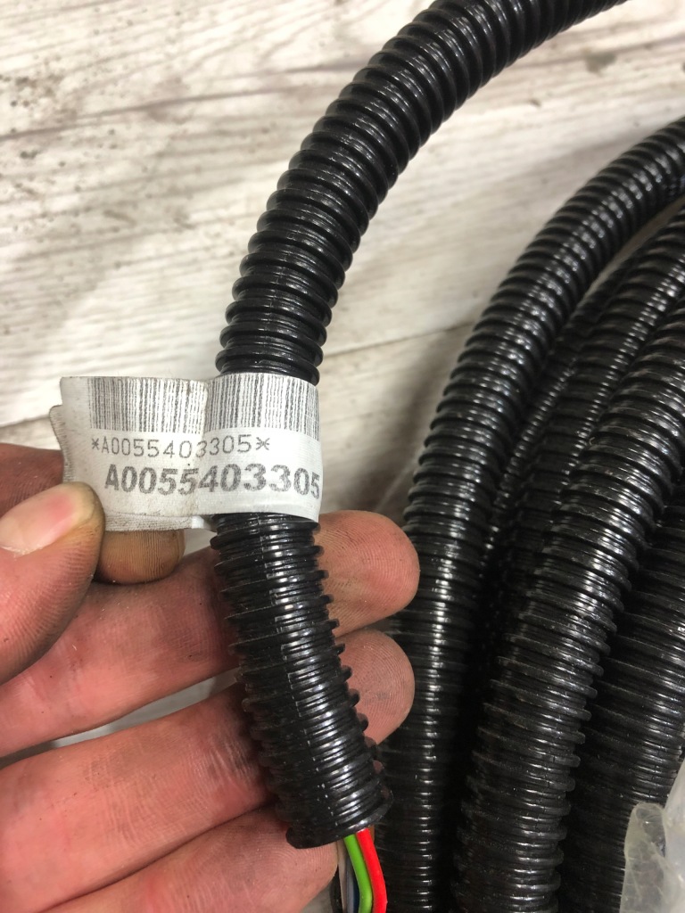 фото №10, Електропроводка трубопровід mercedes 0055403305