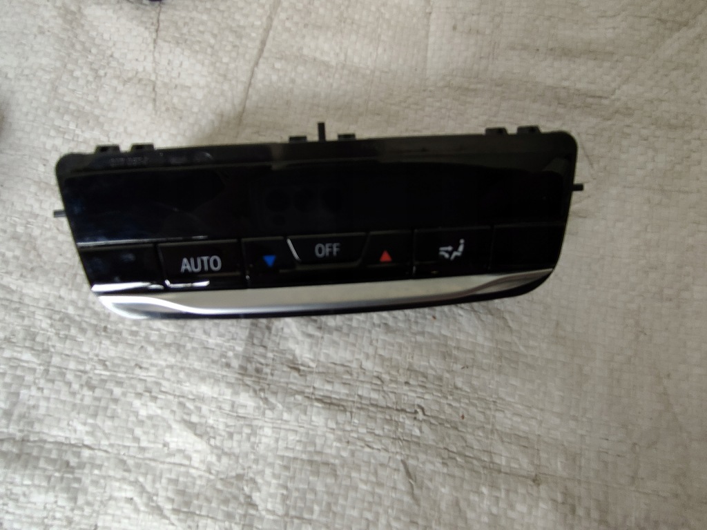 фото №1, Bmw g20 g28 панель кондиціонера задня 9493012