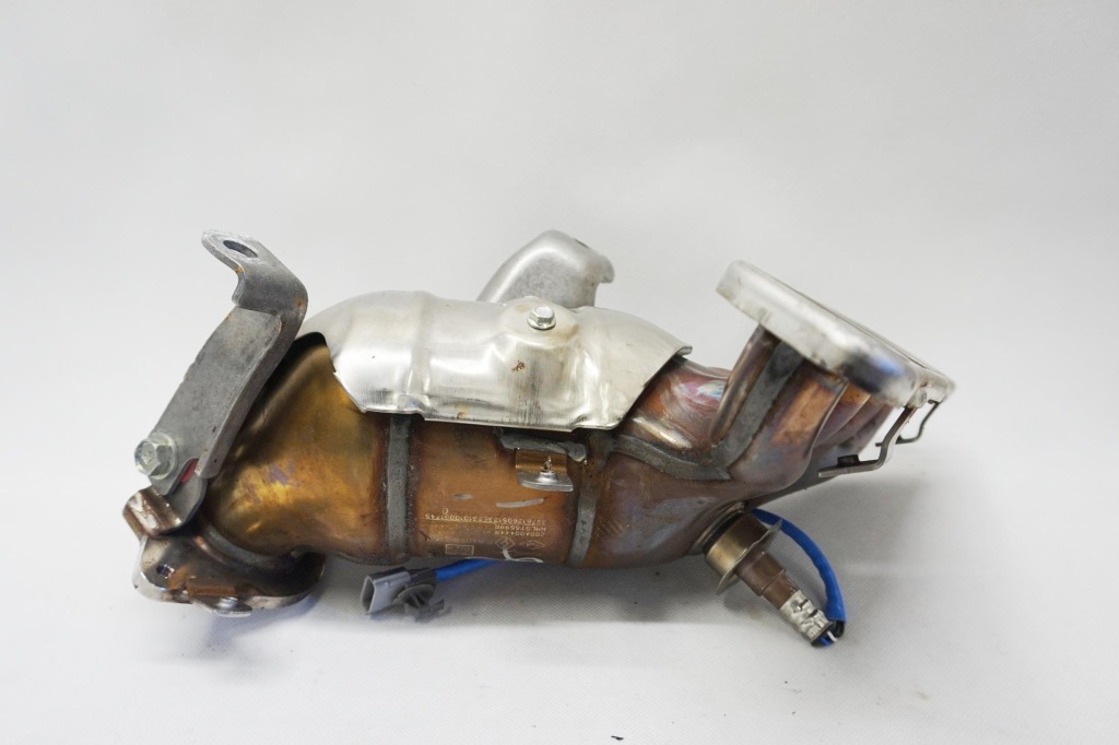 Катализатор renault clio v 5 рестайлинг  гибрид 1.6 208a00444r Киев