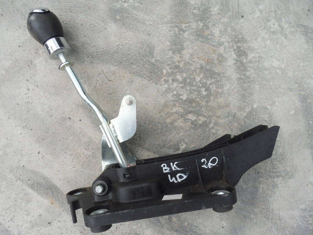 фото №1, Mazda 3 bk sedan 2.0 домкрат