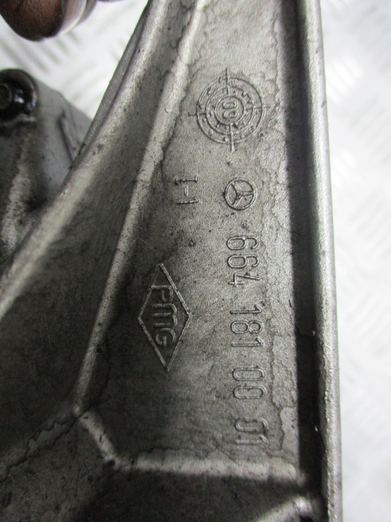 фото №4, Насос оливи renault thalia i 1.5 dci 8200307174