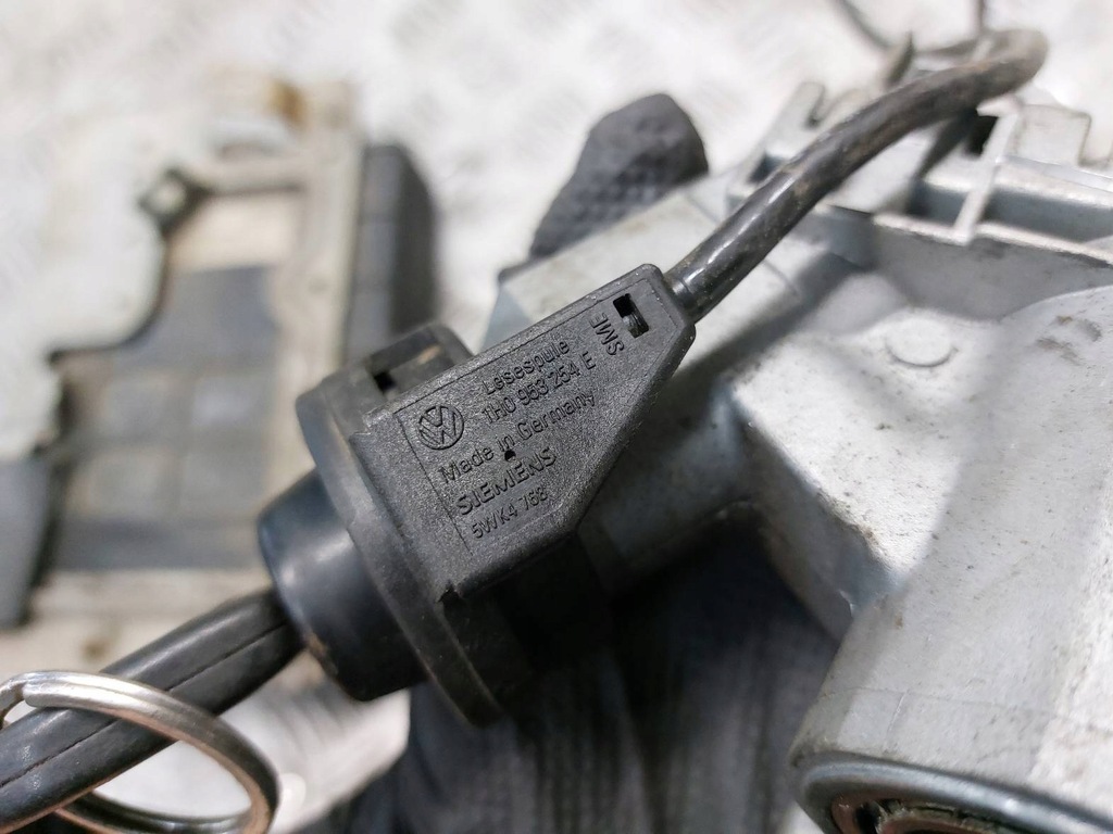 фото №9, Набор стартовый volkswagen vento i 1.6 8v 037906025t 357905851d