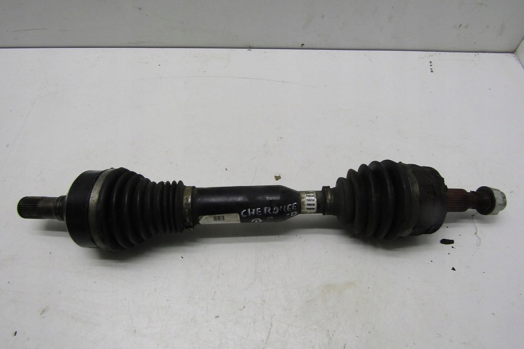 фото №1, Приводной вал правый перед передняя 2.0 multijet jeep cherokee p52123739ae