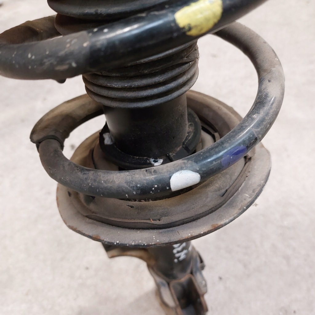 фото №15, Hyundai ix35 1,7 2013 амортизатор пружина левый перед с nowego автомобиля