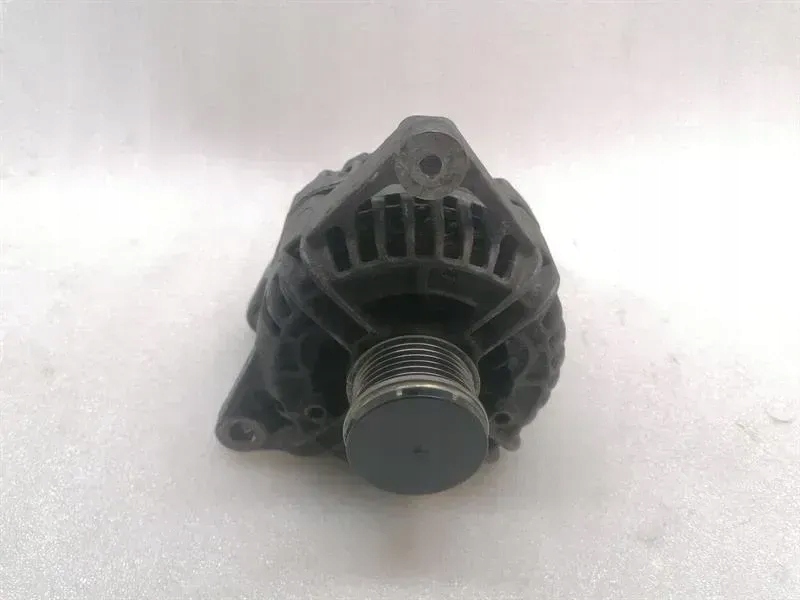 фото №1, Porsche 911 996 генератор 99660301204 генератор