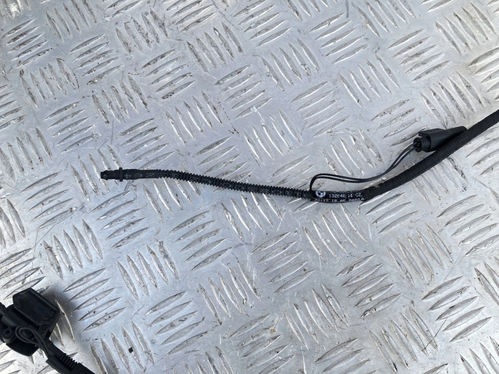 фото №1, Форсунки омывателя с подогревом bmw x1 f48