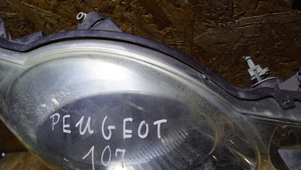 фото №7, Лампа правый перед peugeot 107