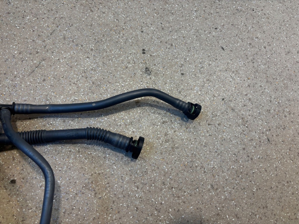 Купити Шланг вакууму mercedes-benz glc c254 a2540100609