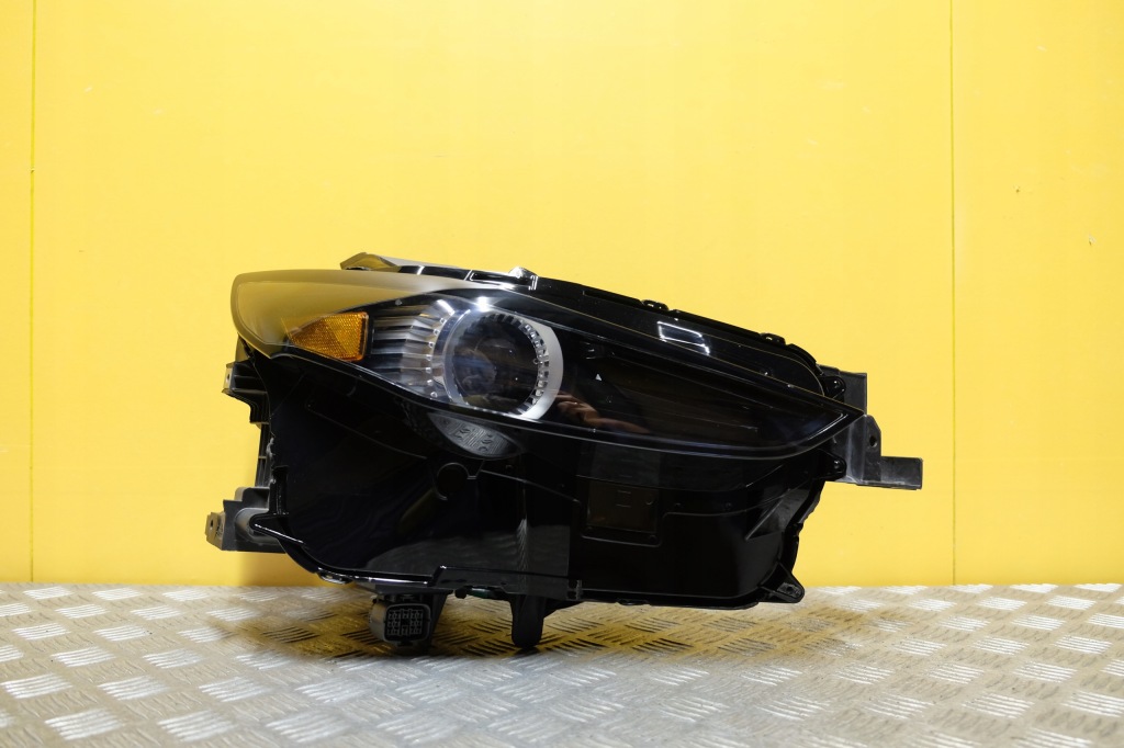 Купить Mazda cx30 2019- фара фара full led некрутящаяся перед r америка