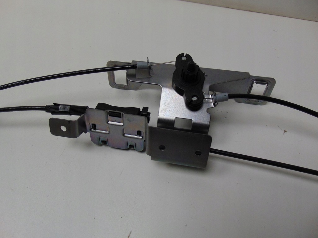 фото №11, Замок капот засувка комплект skoda enyaq 5la823509c europa