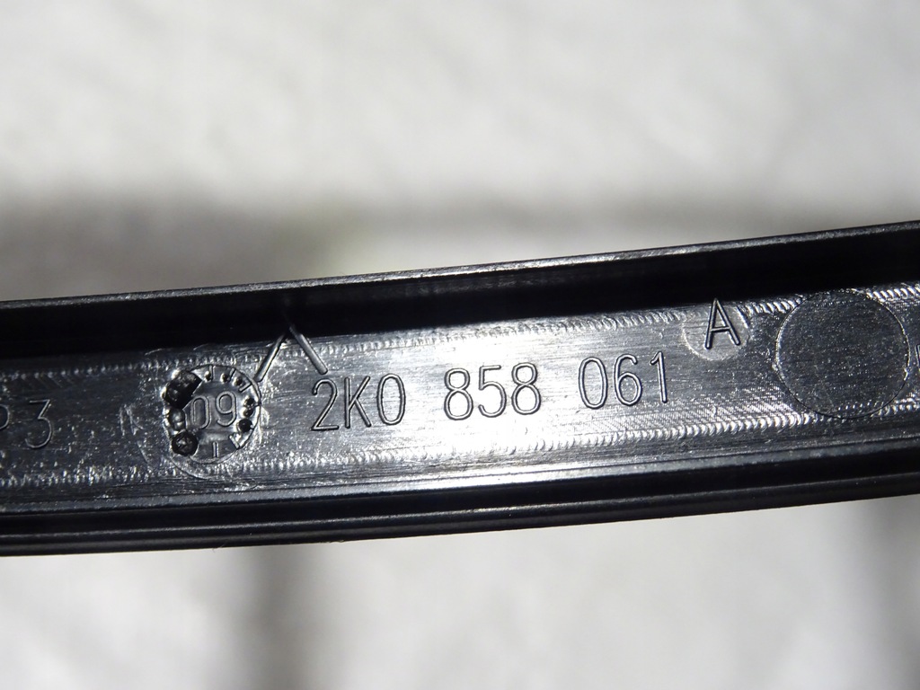 фото №8, Рамка dekor радио панель обдув vw caddy iii 3 2k0 lift 10-15 2k0858061a