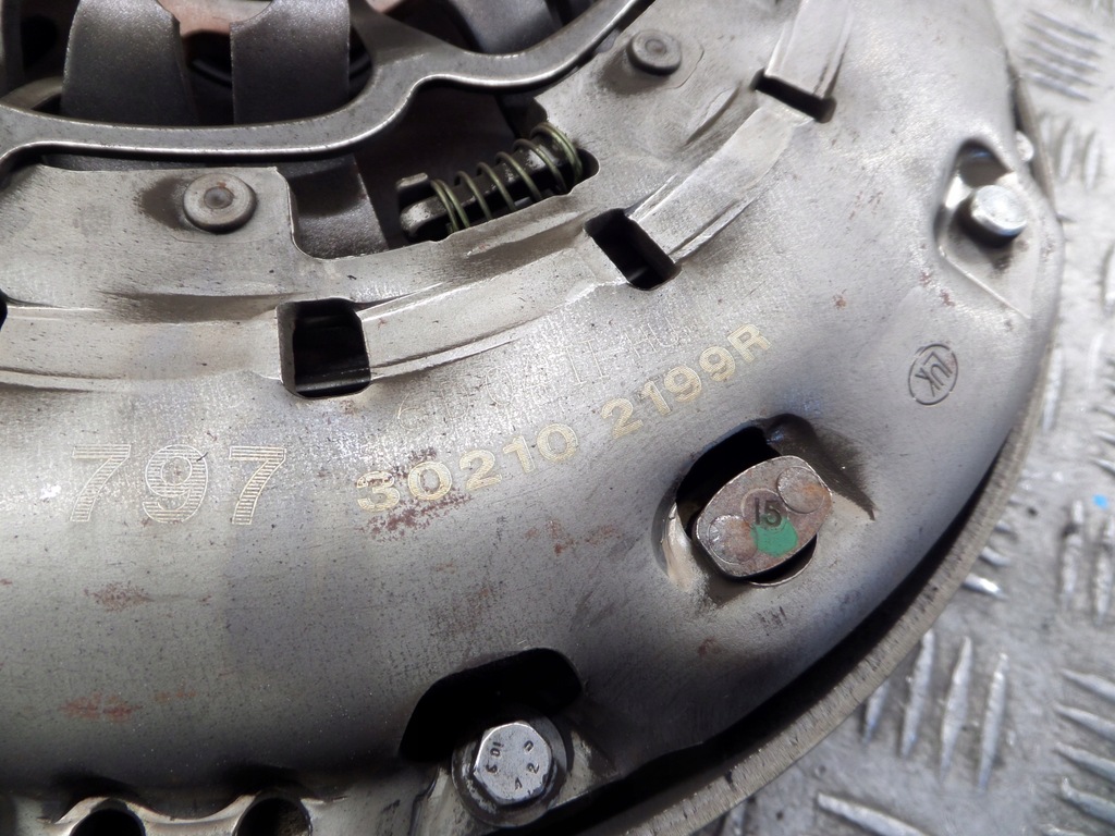 фото №5, Сцепление колесо двухмассовый маховик 1.6 dci kadjar talisman 302102199r