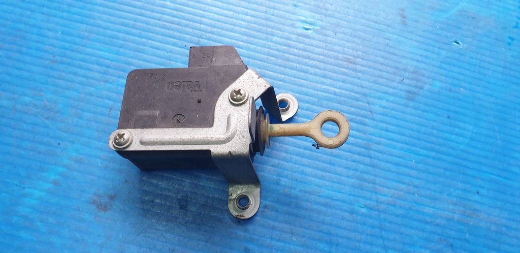 фото №1, Toyota aygo i привод замка крышки задняя задний багажника