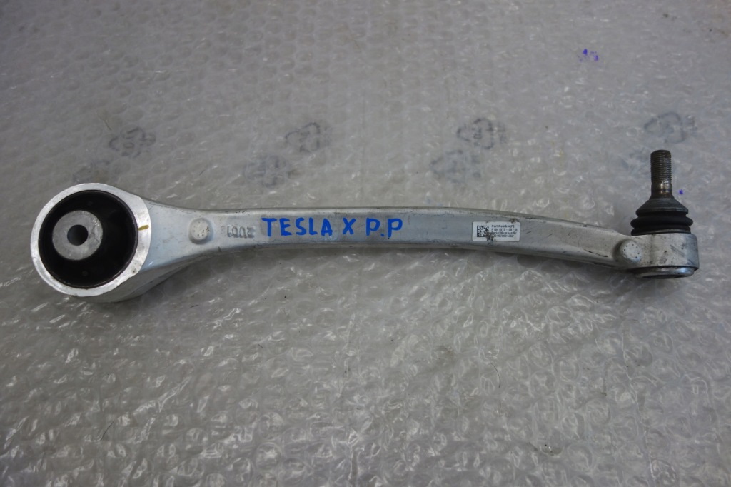 фото №1, Tesla model 3 x важіль правий перед 1041575-00-b