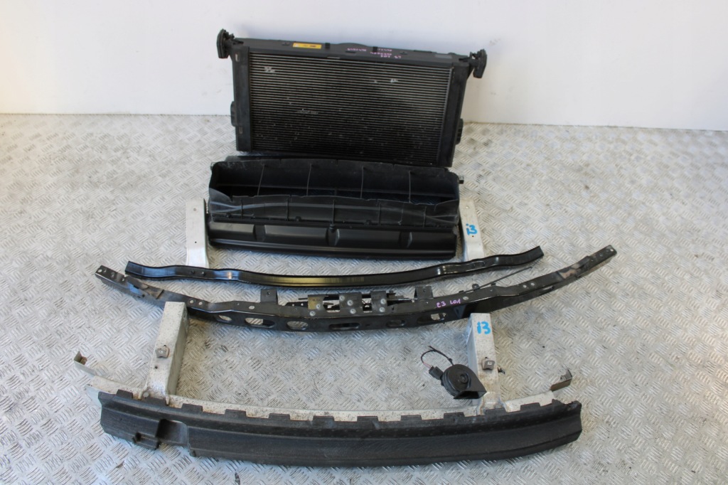 фото №1, Pas передній перед радіатор вентилятор підсилювач bmw i3 l01