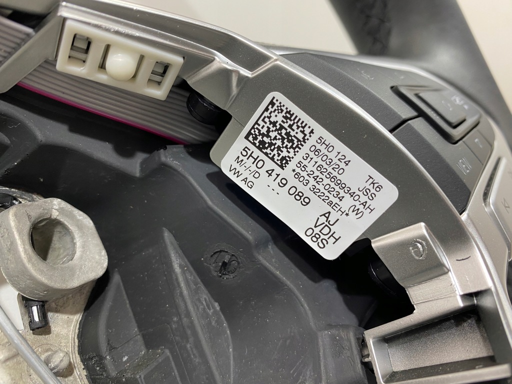 фото №16, Повітропровід шкіра vw golf viii multi passat