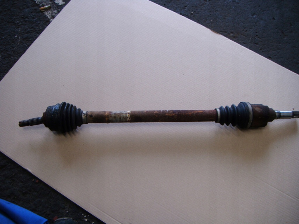 фото №1, Peugeot 207 1.4 vti приводной вал правая