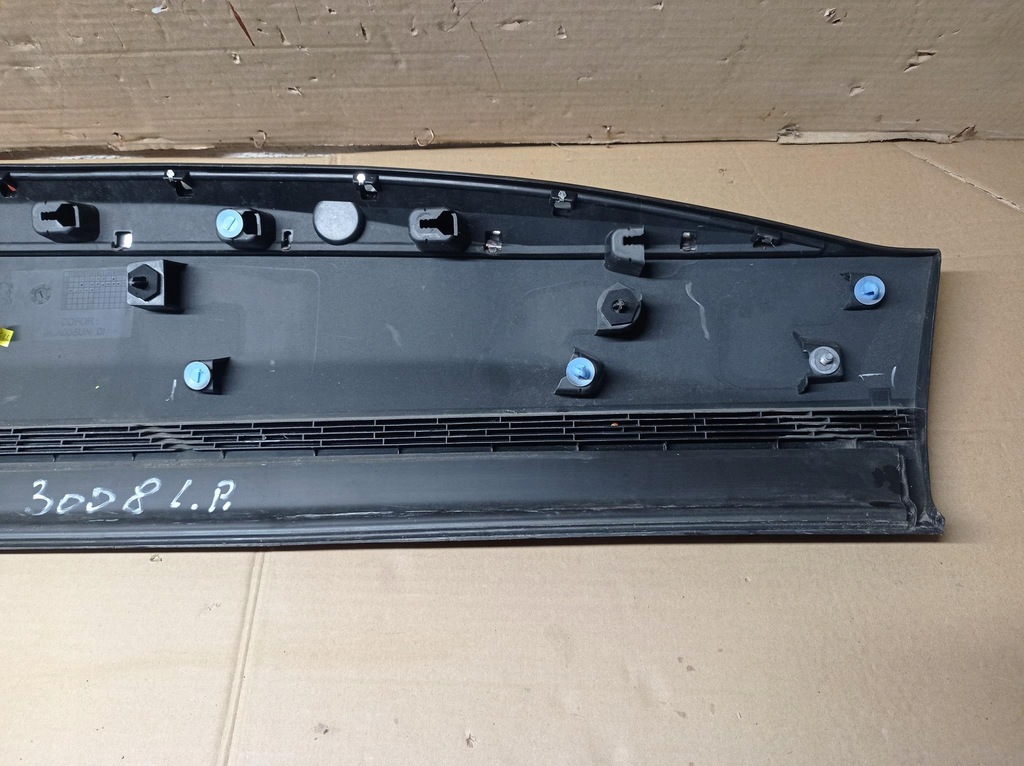 фото №7, Молдинг дверь mitsubishi eclipse cross правый перед