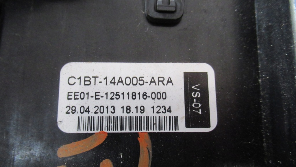 Ford fiesta mk7 1.0 ecoboost коробка предохранитель Доставка