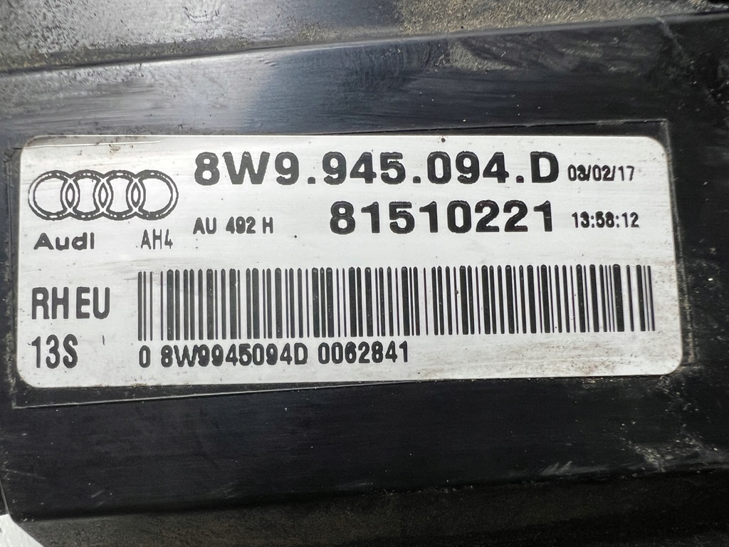 фото №9, Лампа задня лампи задня кришки багажника audi a4 rs4 b9 8w9945093d 8w9945094d