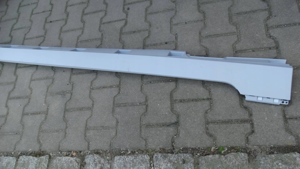 фото №6, Молдинг порог правая 3g0853858f vw passat b8