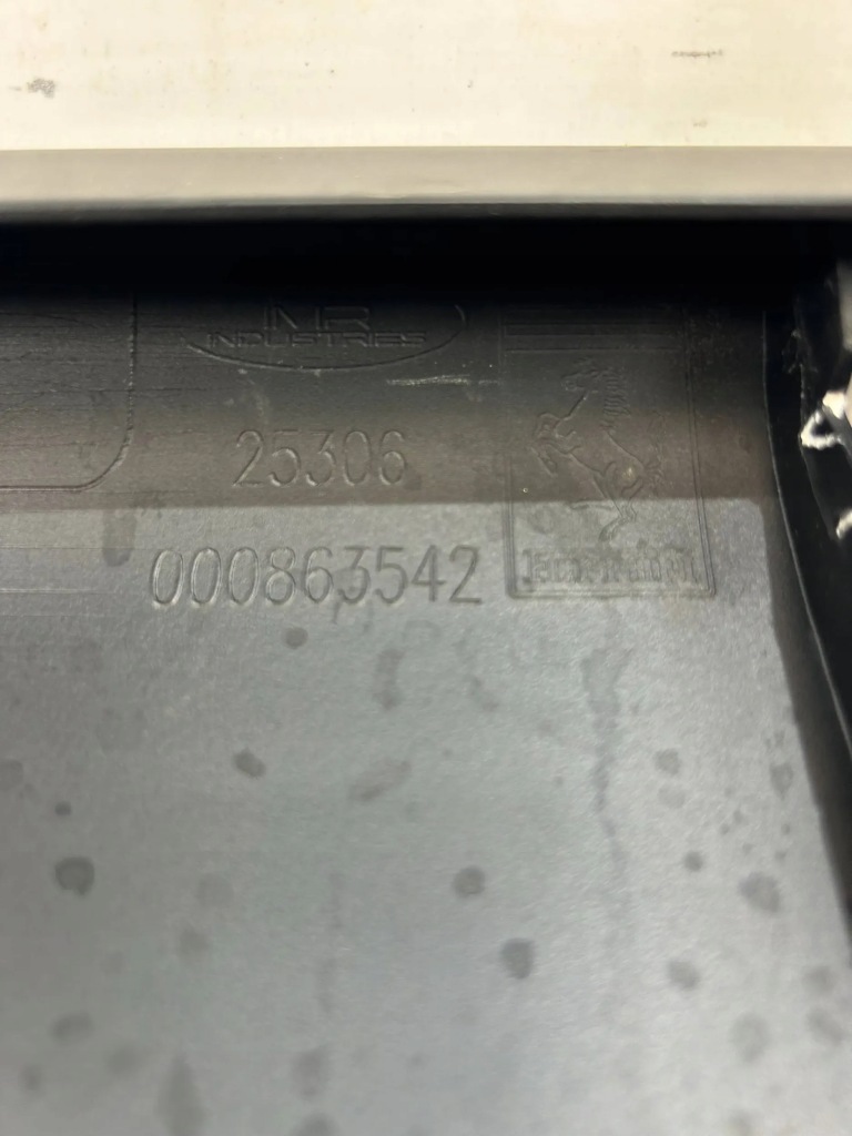 Купить Ferrari f8 tributo f142mfl спойлер диффузор бампер задний  задний