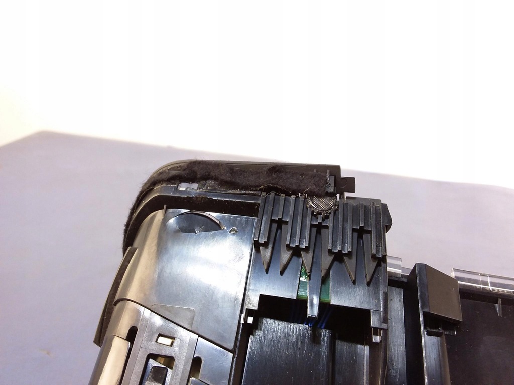 фото №8, Audi a4 b6 2.0 счетчик приборы цветной fis