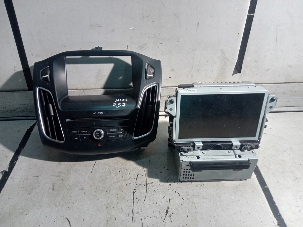 фото №1, Ford focus mk3 lift радио навигация сенсорный панель