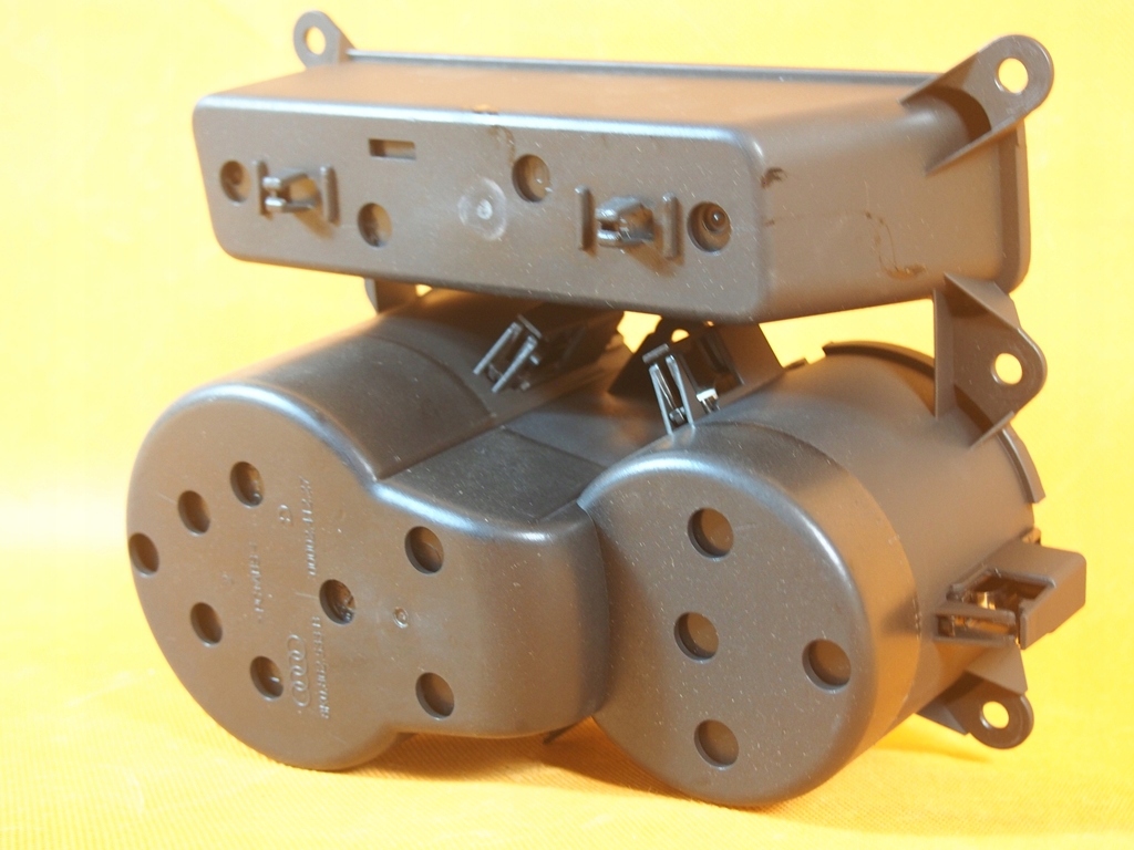 фото №9, Audi a5 8t кронштейн туннель na кружки 8k0862533b 24km