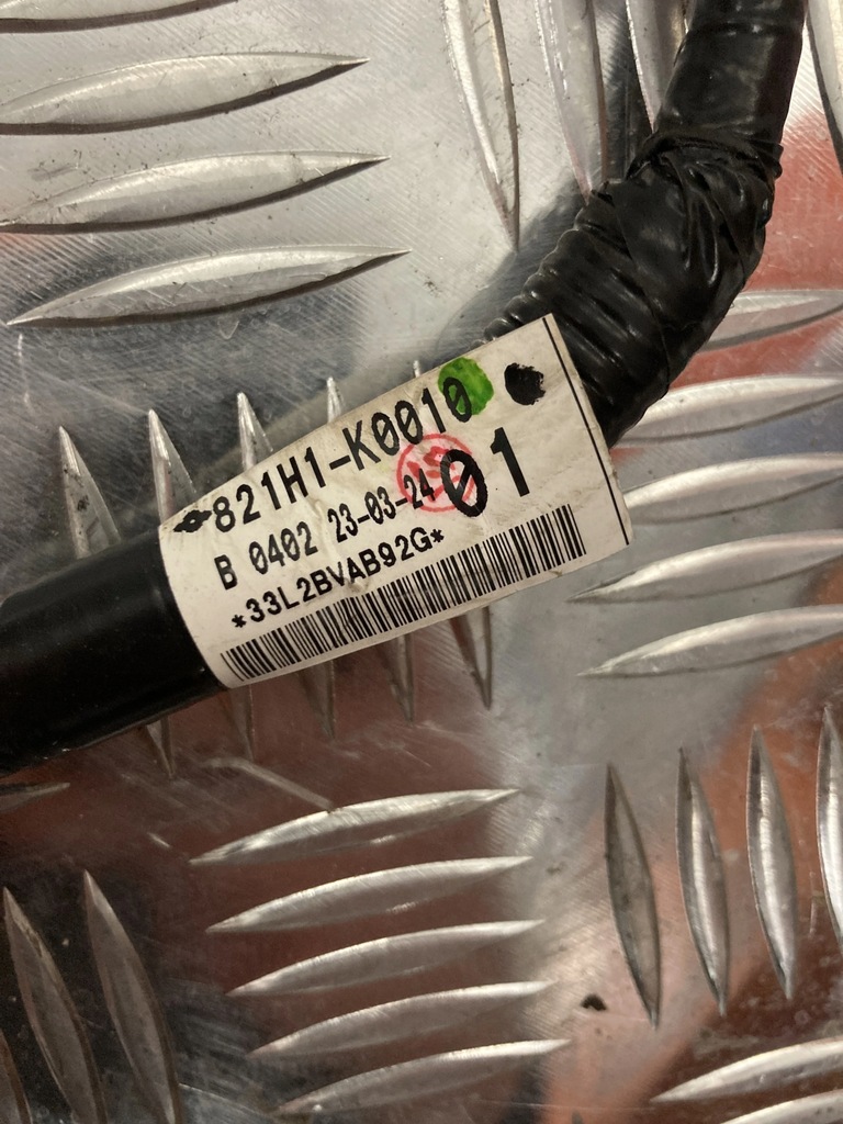 фото №6, Шланг жгут аккумулятора toyota yaris iv 20-