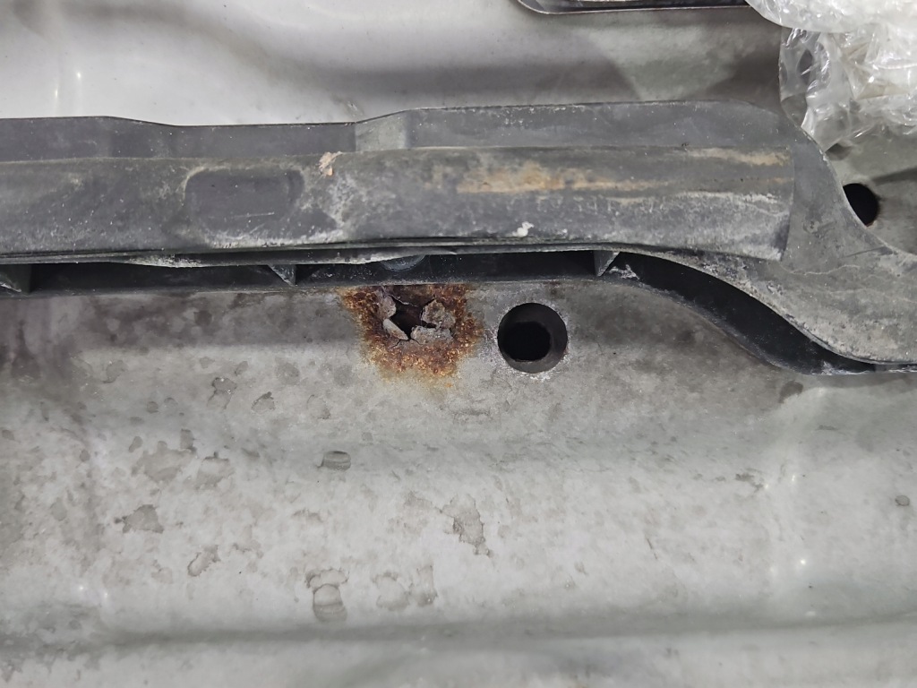 фото №14, Капот передня nissan x-trail i t30 сріблястий ky0