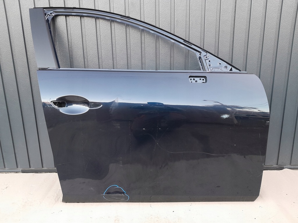 фото №1, Двері перед передні праве mazda 3 bp 19- bdmt58010