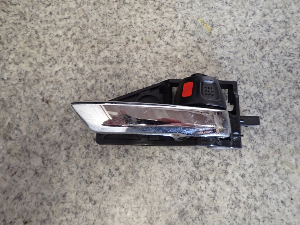 фото №1, Suzuki swift 10- mk7 ручка передняя правая